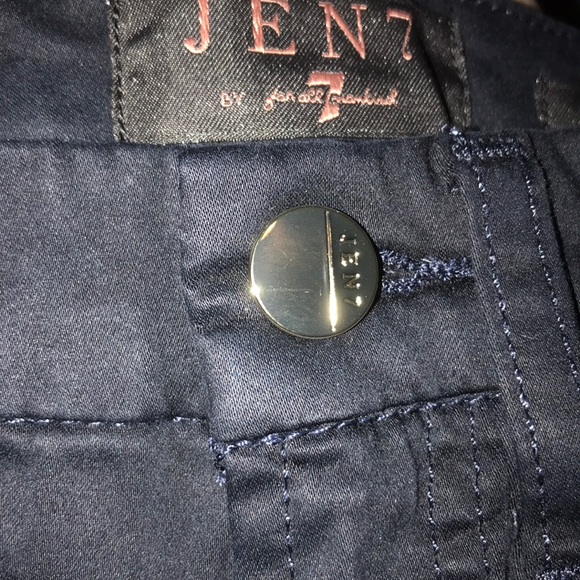 ⭐️Host Pick⭐️ Jen7 by 7 for All Mankind Ankle Skinny Jeans - Picture 3 of 11